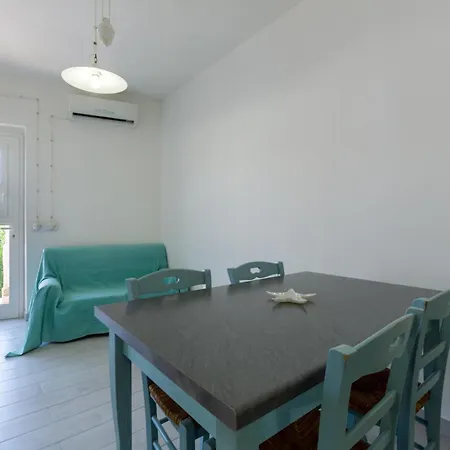 Silk Cove House- Private Compound